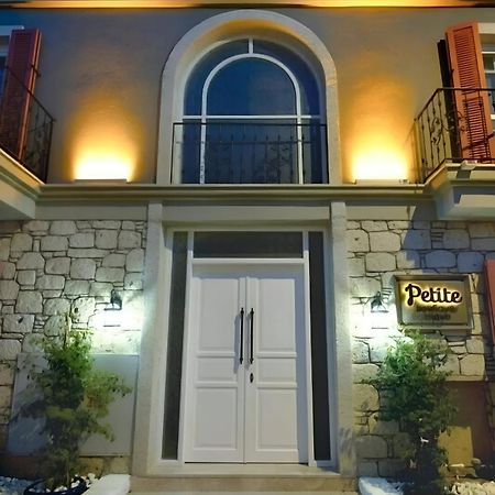 Petite Boutique Hotel Ildiri Exteriör bild